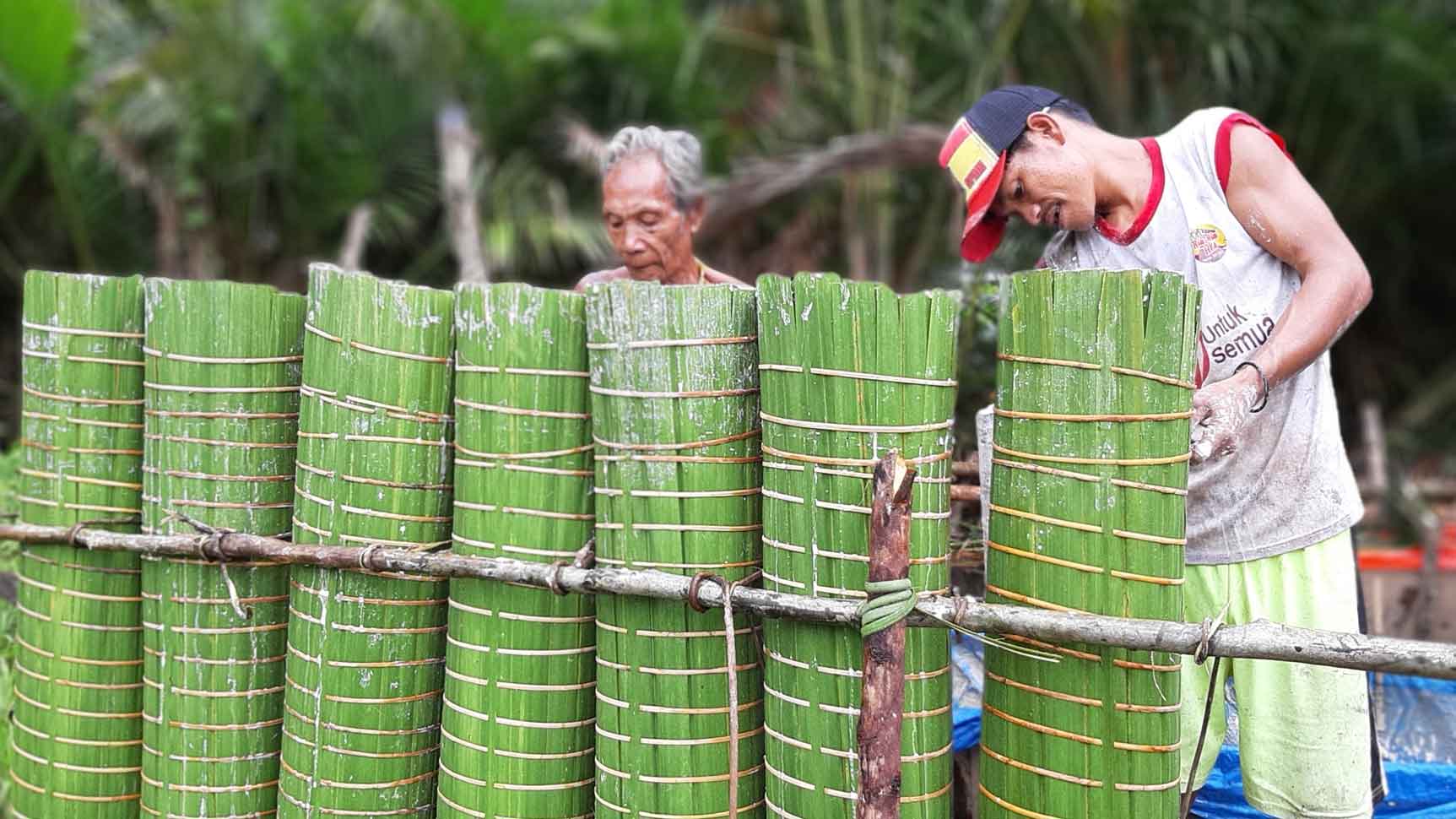 Ganti dengan foto aktivitas produksi/konsumsi pangan komunitas